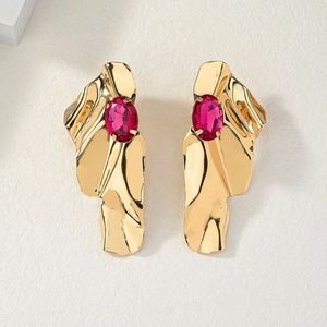 Pink Rhinestone Geometric Stud Earrings